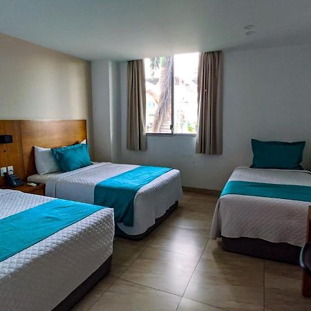 Aquamarina Hotel 만타 외부 사진