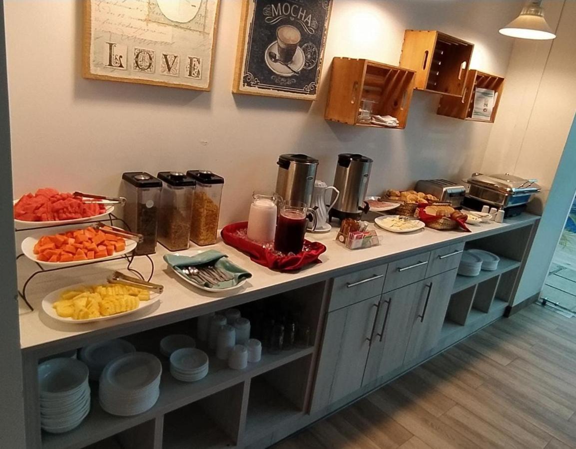 Aquamarina Hotel 만타 외부 사진
