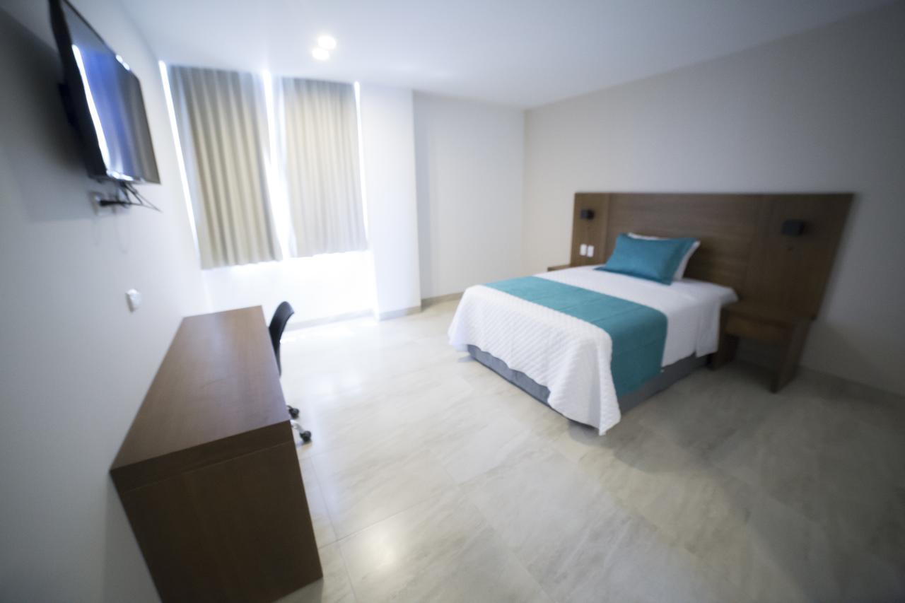 Aquamarina Hotel 만타 외부 사진