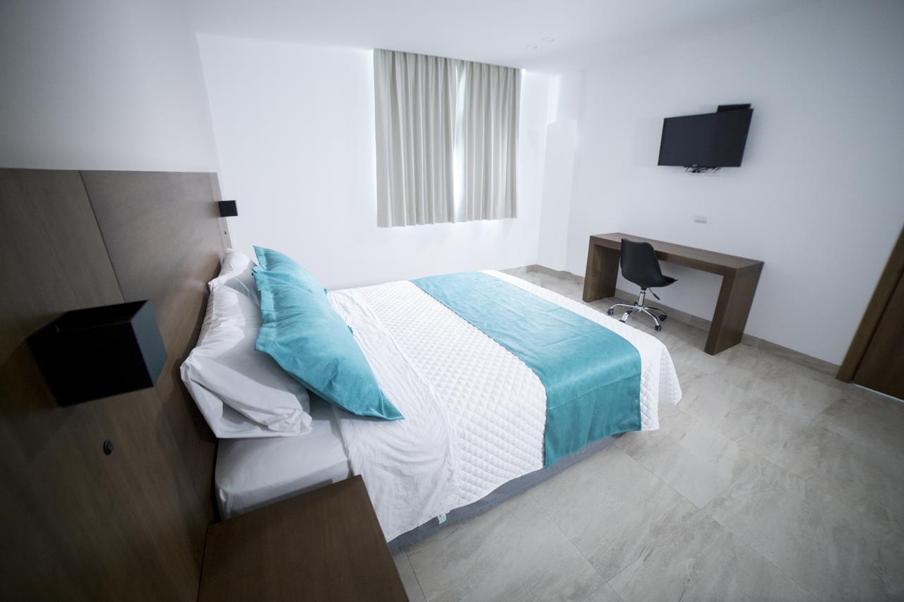 Aquamarina Hotel 만타 외부 사진