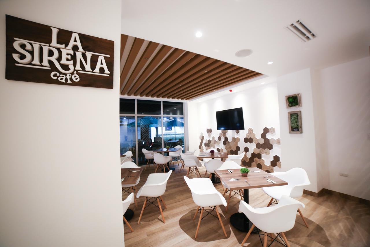 Aquamarina Hotel 만타 외부 사진