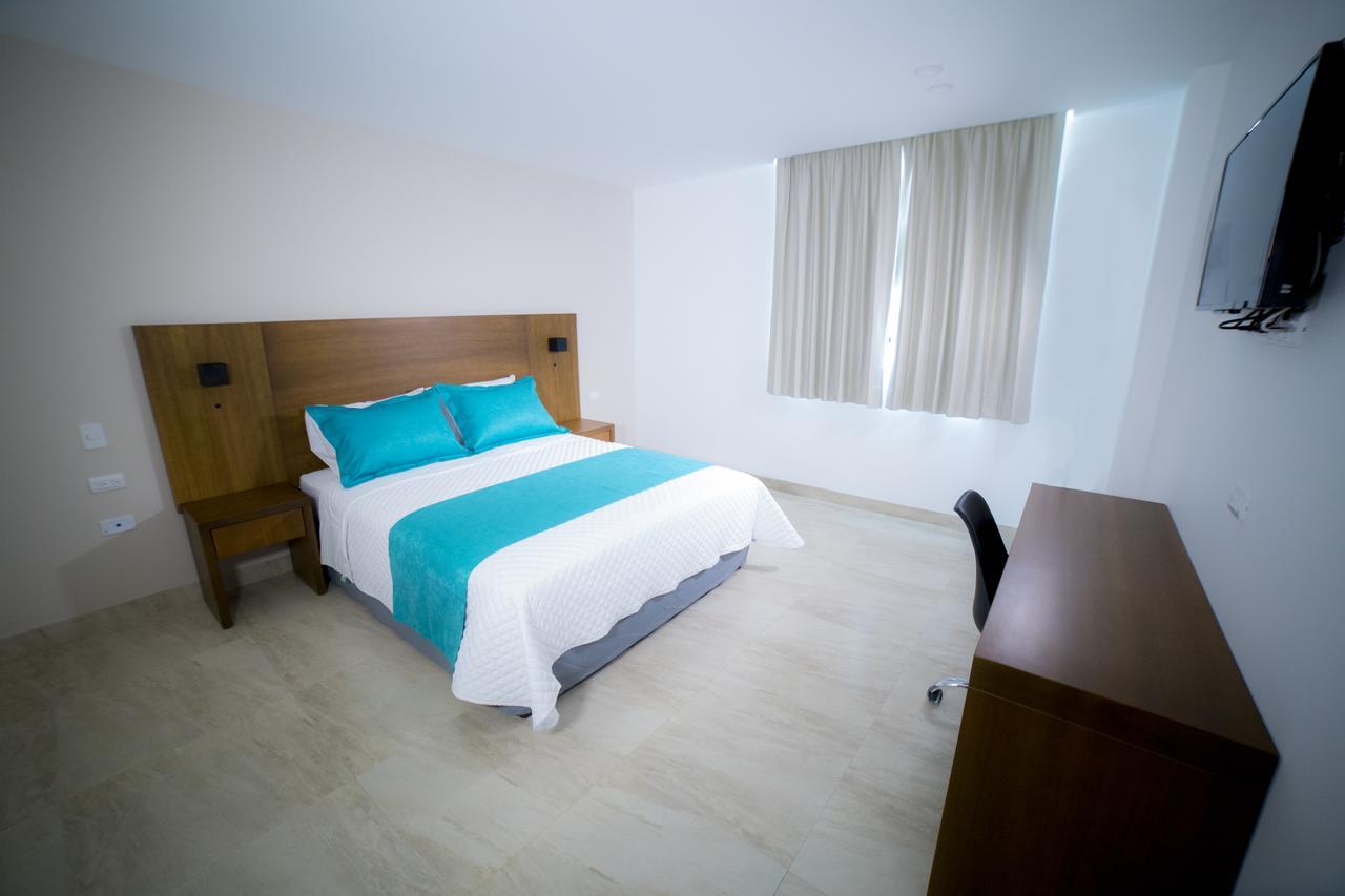 Aquamarina Hotel 만타 외부 사진